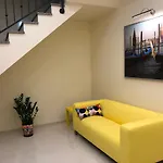 Apartment Malwa *